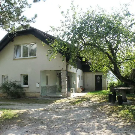 Idyllic Place Near Počitniška hiša